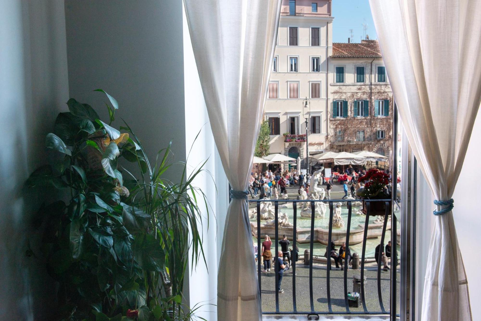 Apartmán Navona Charming Balcony Řím Exteriér fotografie